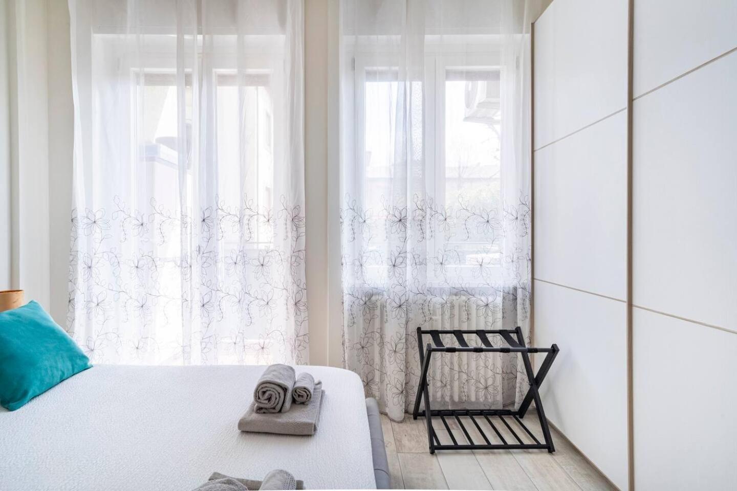 Snt Apartment - City Center Бергамо Экстерьер фото
