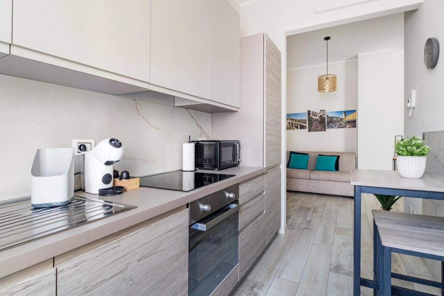 Snt Apartment - City Center Бергамо Экстерьер фото
